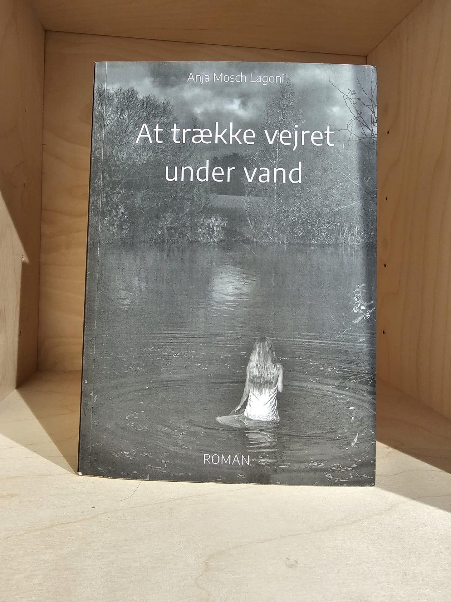New Mags - "At trække vejret under vand" af Anja Mosch Lagoni