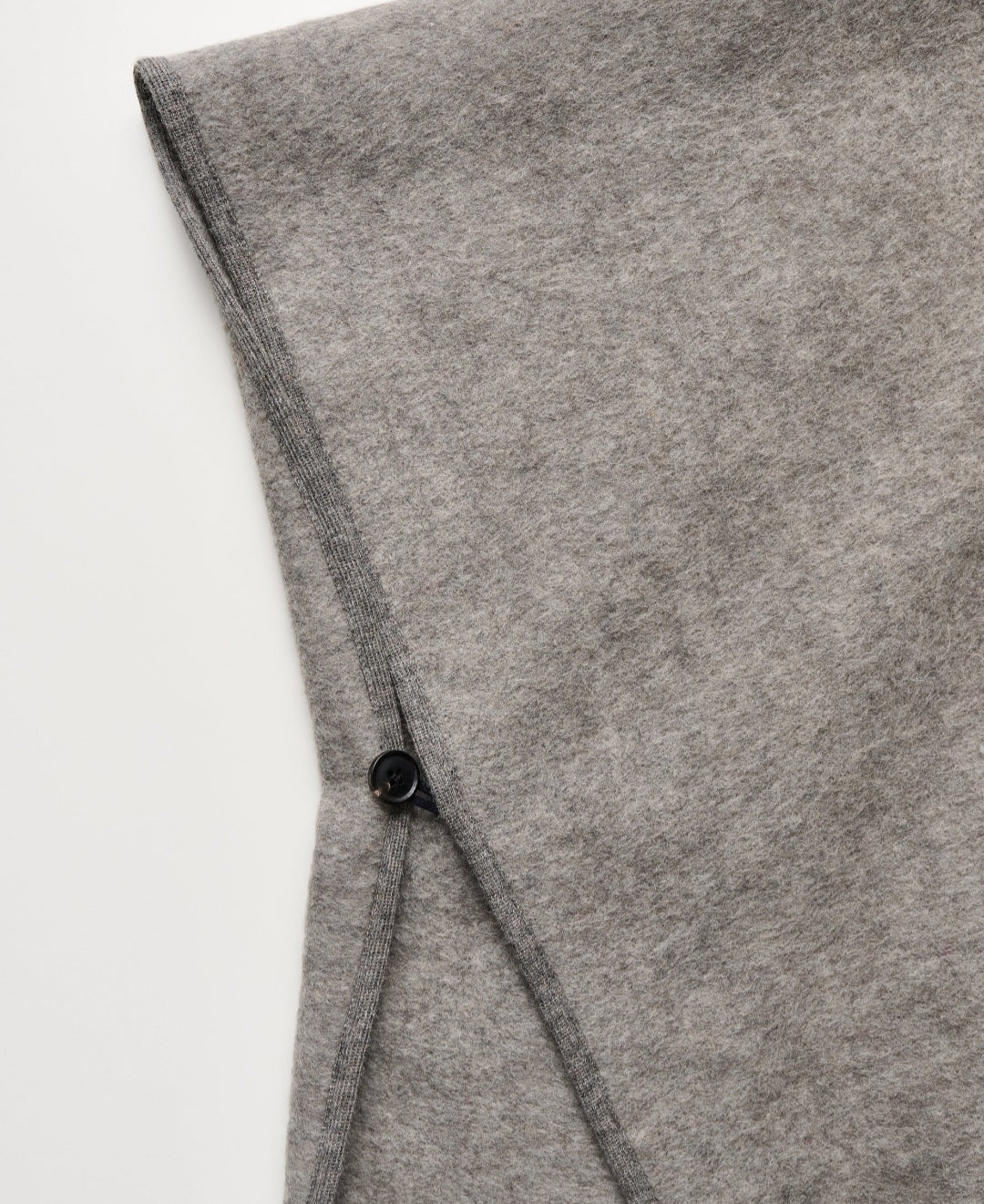 aiayu - Avery Poncho, Wool, Pure Grey