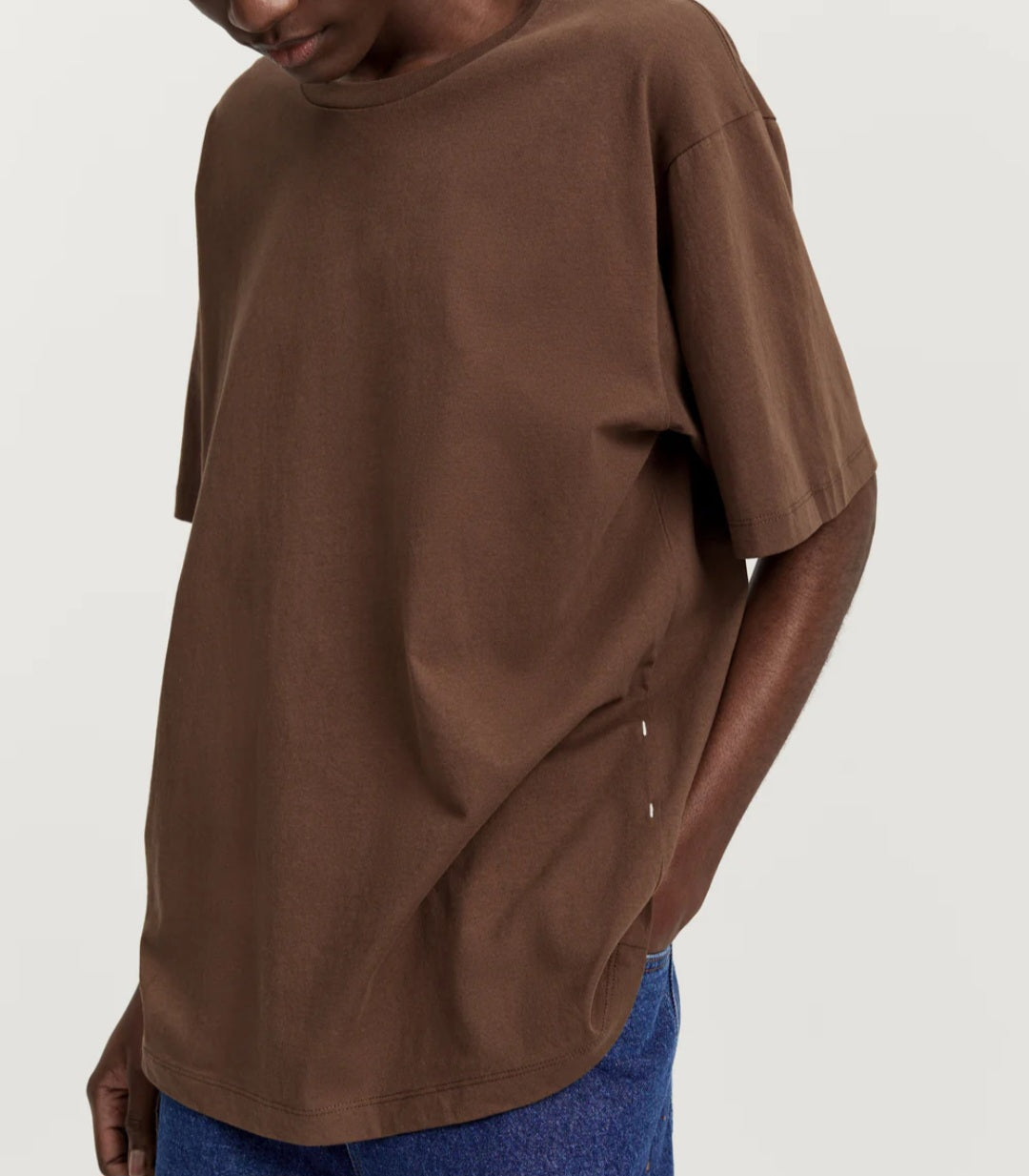 aiayu - Classic Circular Tee II, Fås i farverne White og Coffee