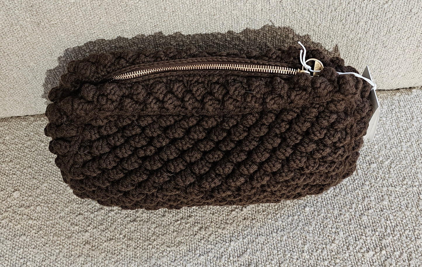 Aaiyu - Linn Clutch, Fås i 3 farver - Pure Ecru, Brown Sugar og Rust Red