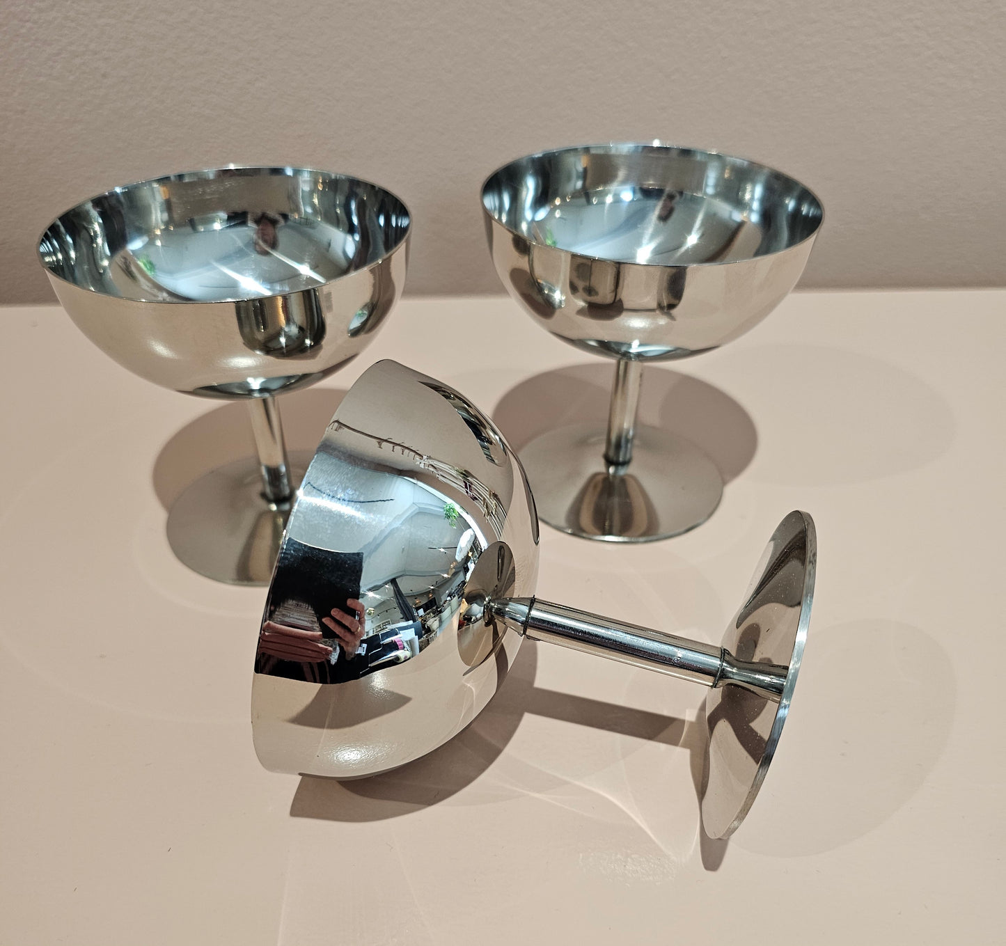 RUMklang Indretning - Steel Coupe, Rustfrit stål
