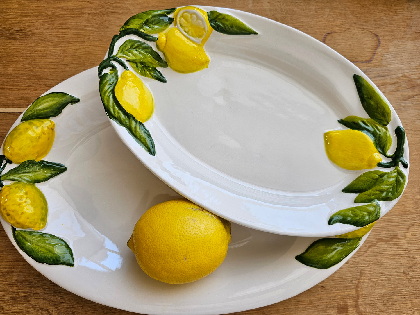 Caja Company - Serveringsfad m/citroner, 37x25 cm., Creme/gul