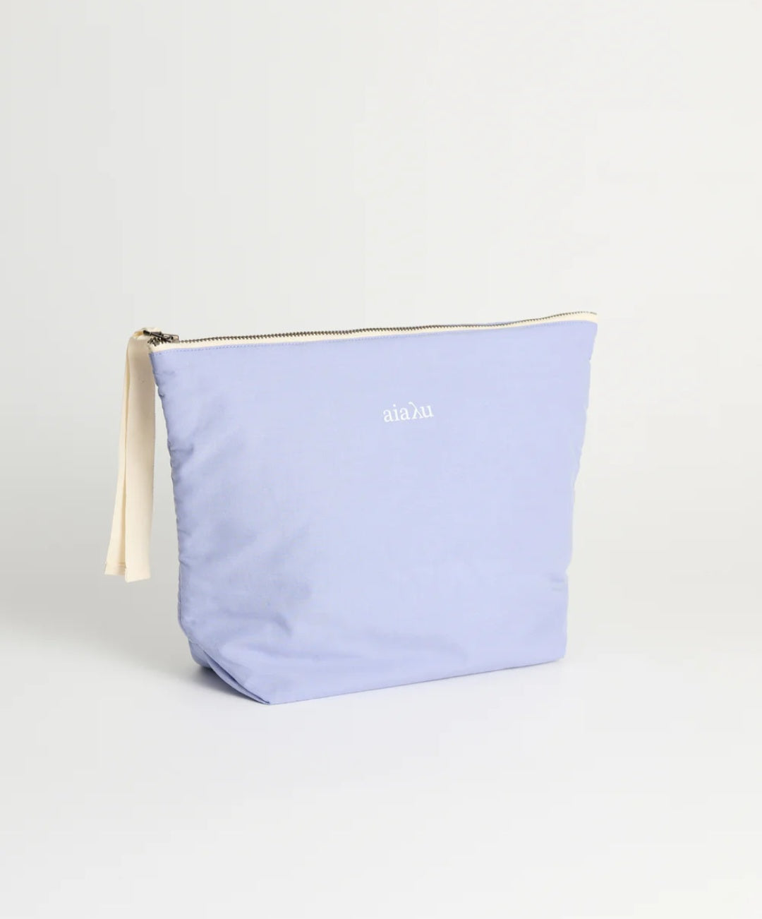 aiayu - Pouch Heavy Poplin, 30x23 cm., Lupine