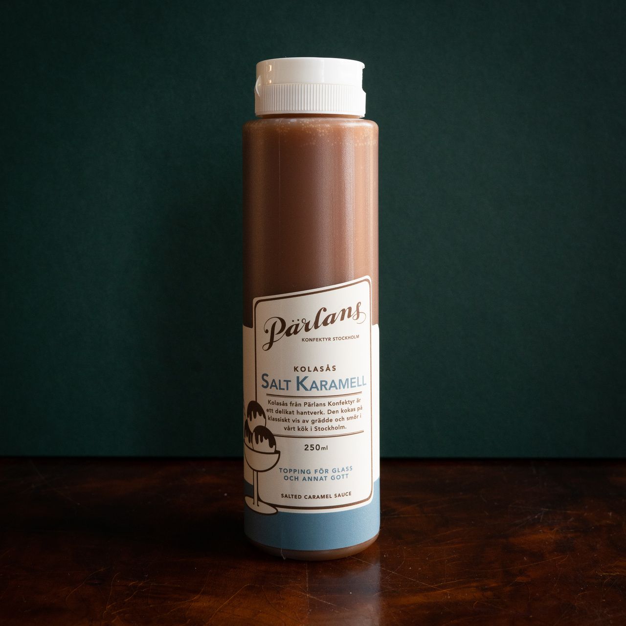 Pârlans Konfektyr Stockholm - Caramel Sauce squeeze bottle, Saltkaramel, 250 ml.