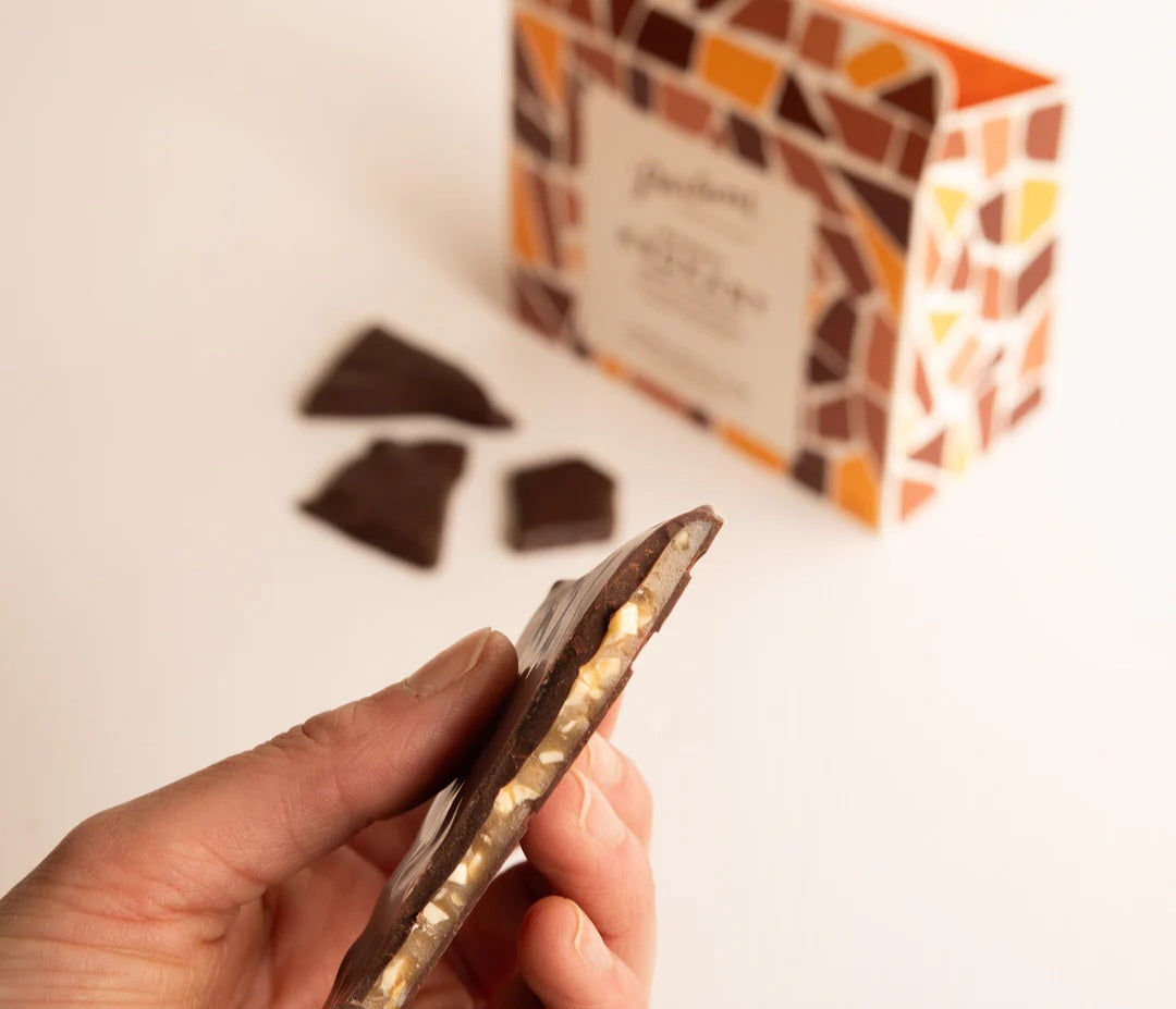 Pârlans Konfektyr Stockholm - Brittle Box, Mandel, Mørk chokolade, 150 gr.