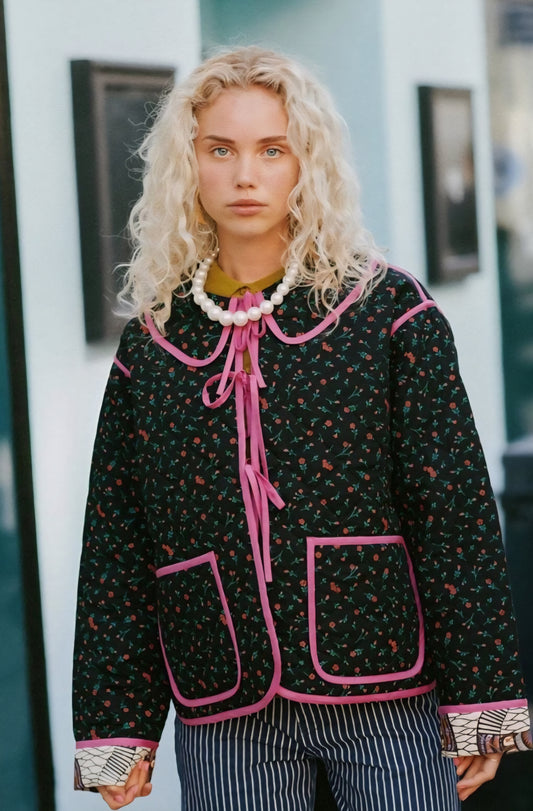 Sissel Edelbo - Daniella Jakke, Black Bird