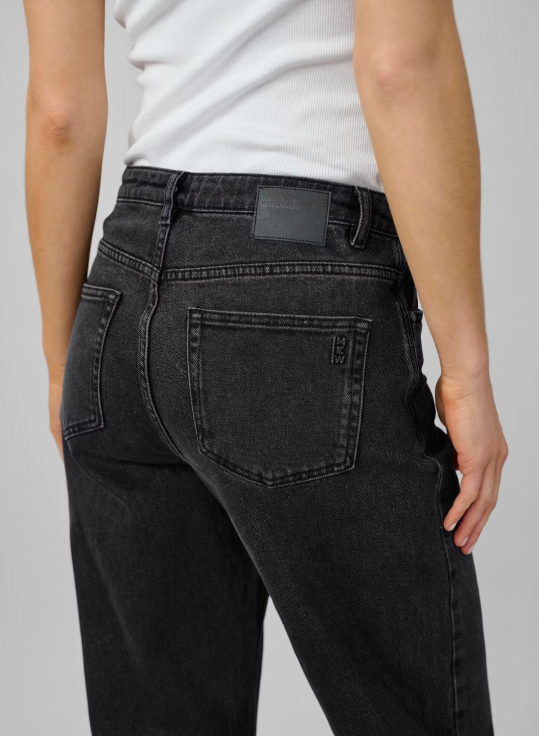 My Essential Wardrobe - The Louis High Wide, Fås i 3 farver - Dark Grey, Medium Blue og Black Retro Wash