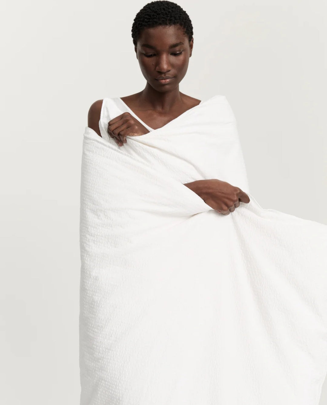 aiayu - Sengetøj Seersucker + Pudebetræk, 140x200/60x63 cm., White