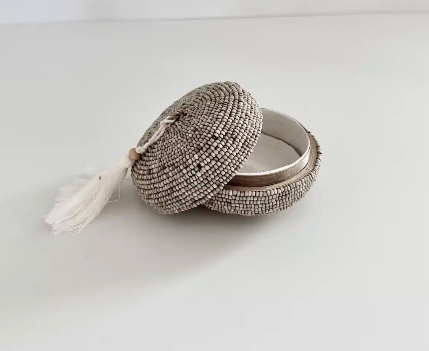 Manipura Living - Bali Perleæske, Rund mini, Beige