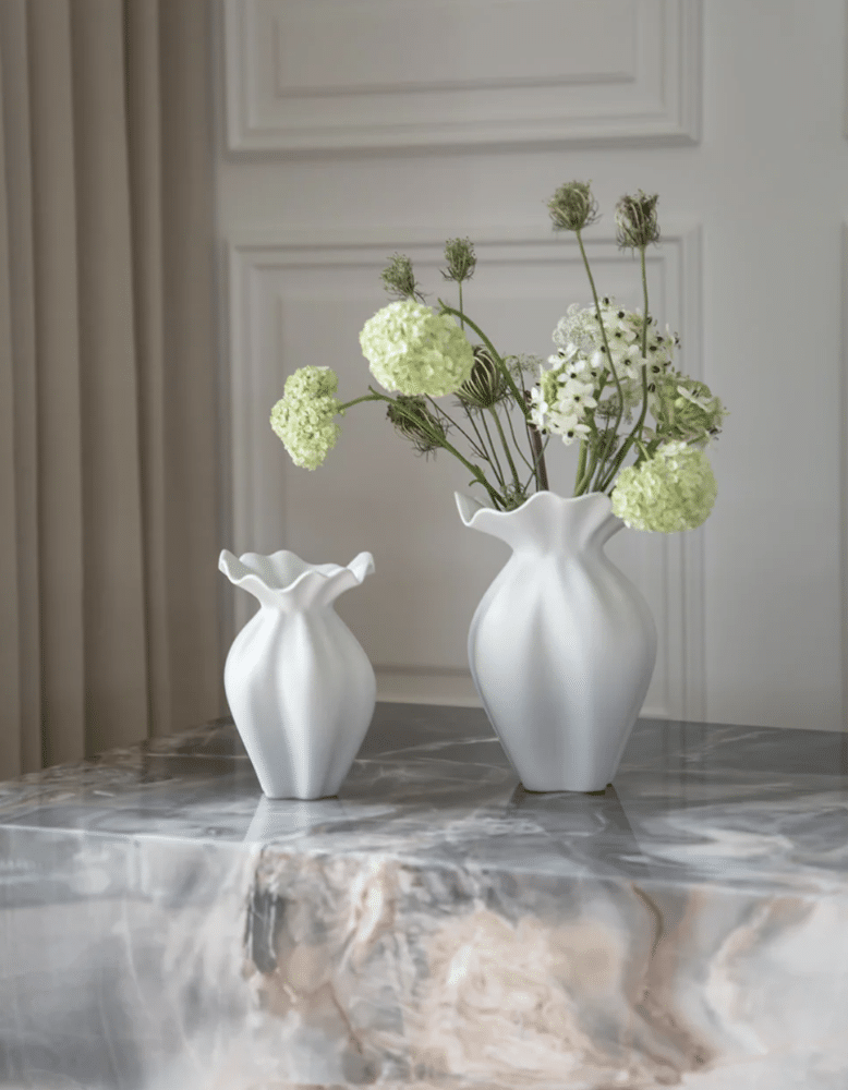 Specktrum - Nellie Vase, Medium, Off White