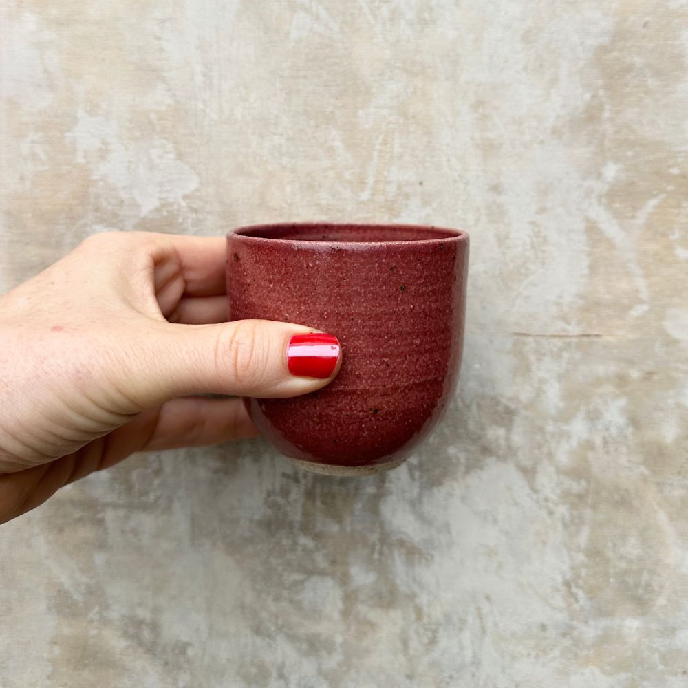 Ibens Keramik - Cortado Kop Mørkerød