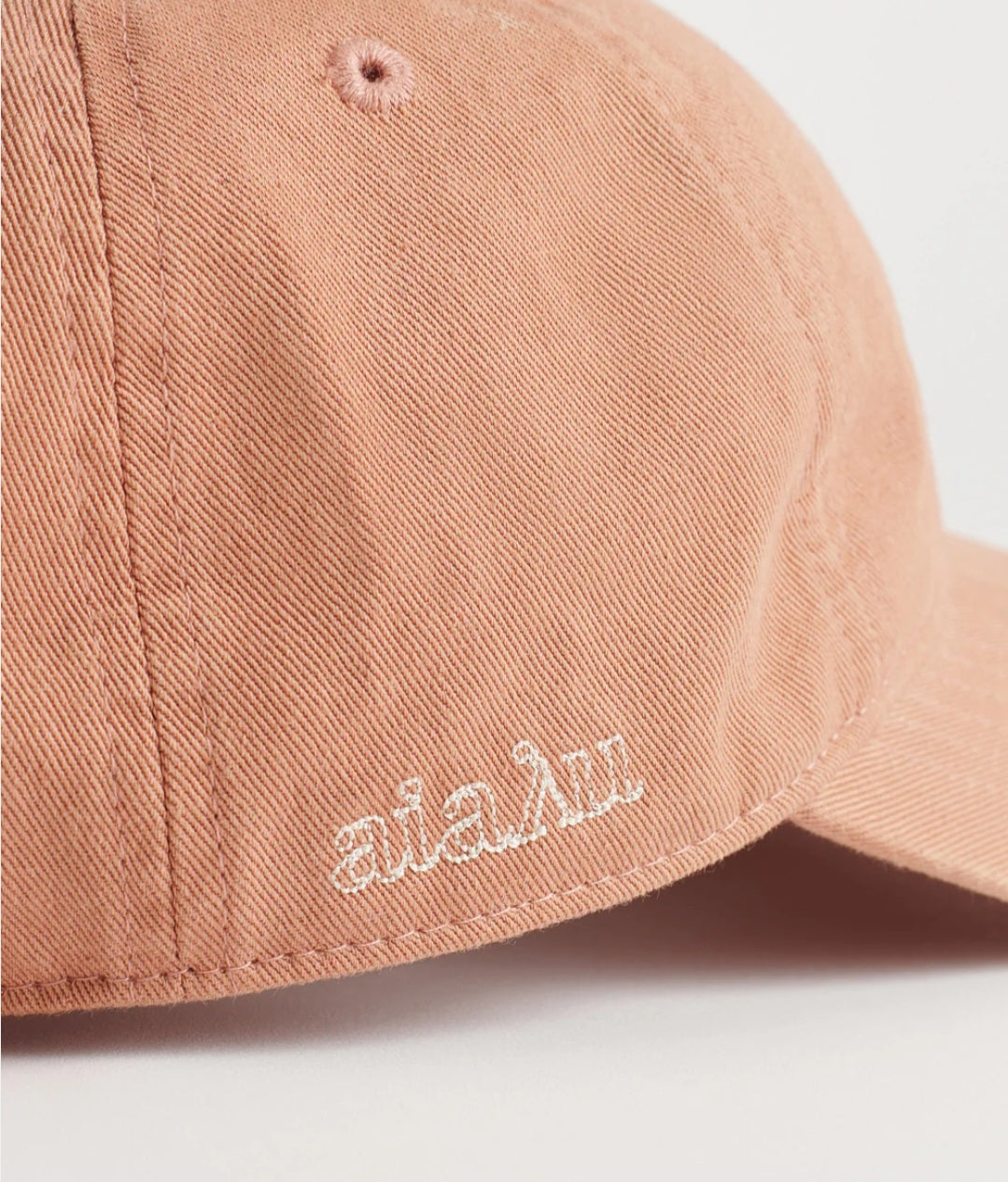 Aiayu - Cap, Fås i 3 farver - Pure Ecru, Brown, Dusty Coral