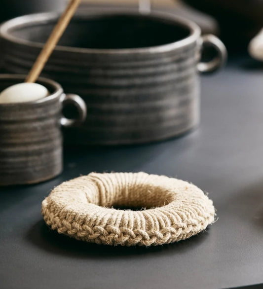 Nordal - CUBEB Bordskåner, D16,5xH2,5 cm., Jute, Natur