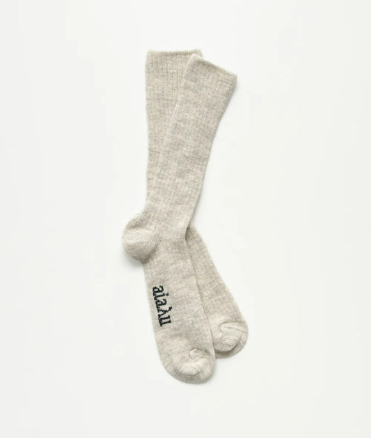 aiayu - Llama Sock, Fås i farverne Pure Bliss og Pure Stormy