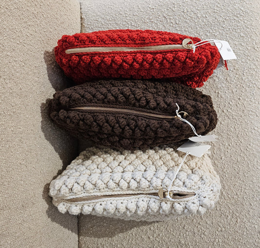 Aaiyu - Linn Clutch, Fås i 3 farver - Pure Ecru, Brown Sugar og Rust Red