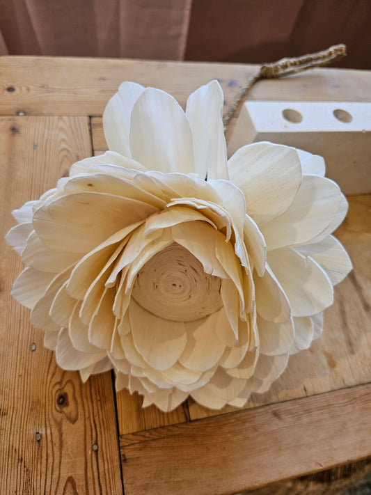 Jakobsdals - Flore Lotus Decoration, Creme