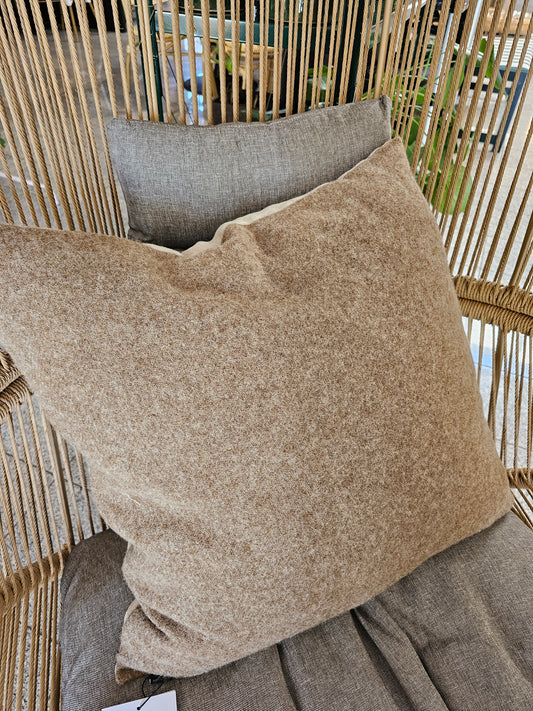 Silkeborg Uldspinderi - Gotland Pude, 60x60 cm., Gotland Brown