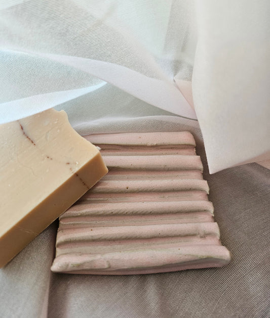 Skovhus Keramik - Sæbeskål, Fås i farverne rosa, creme og coffee