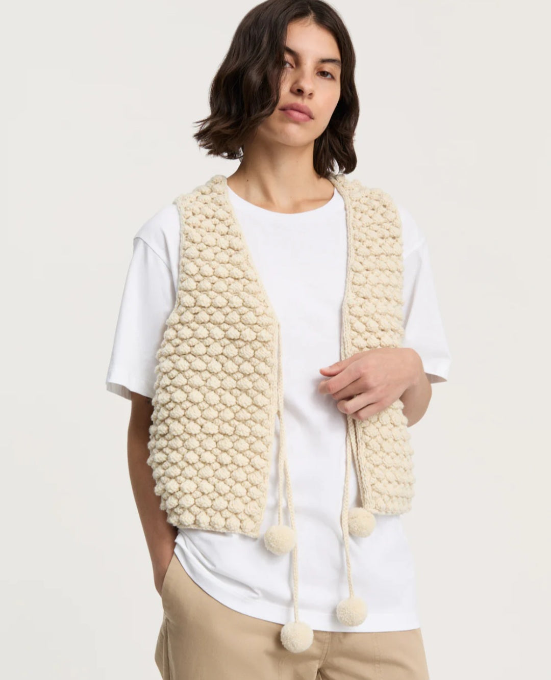 aiayu - Ravi Vest, Higland Wool, Pure Ecru