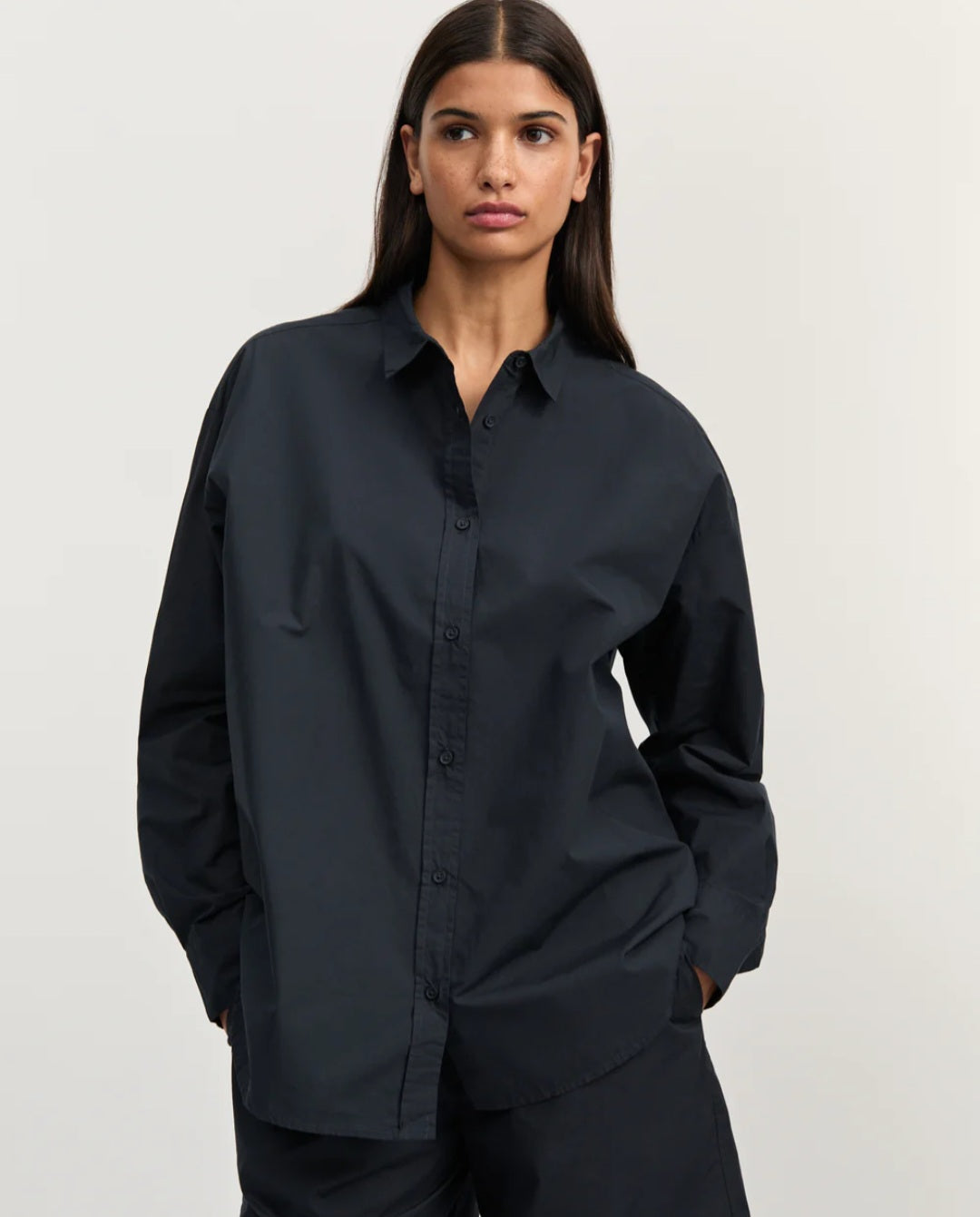 aiayu - Shirt, Black Navy