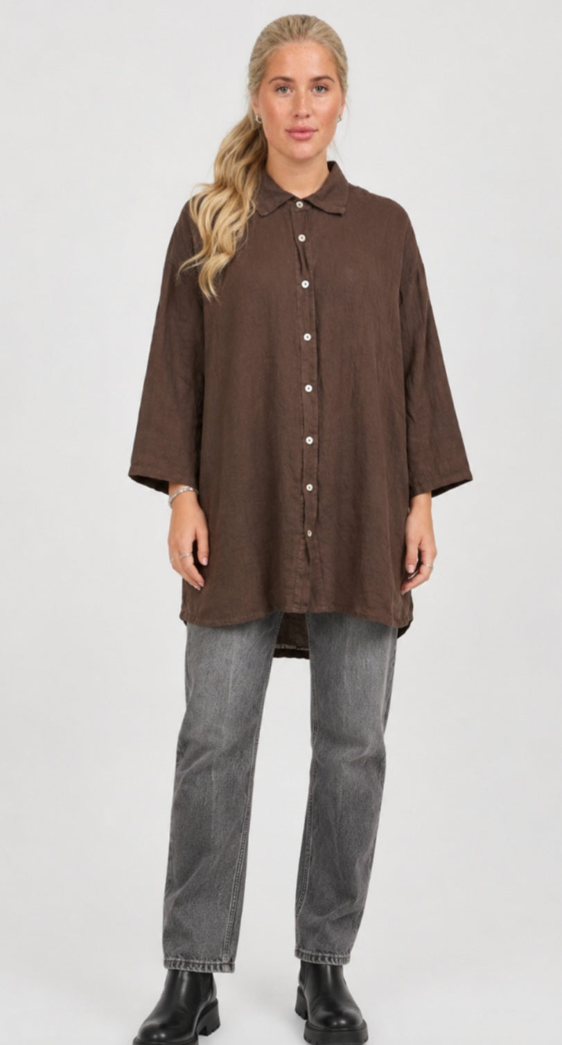 Tiffany - Jenna Oversized Linen Shirt, Fås i 2 farver - Mocca & White