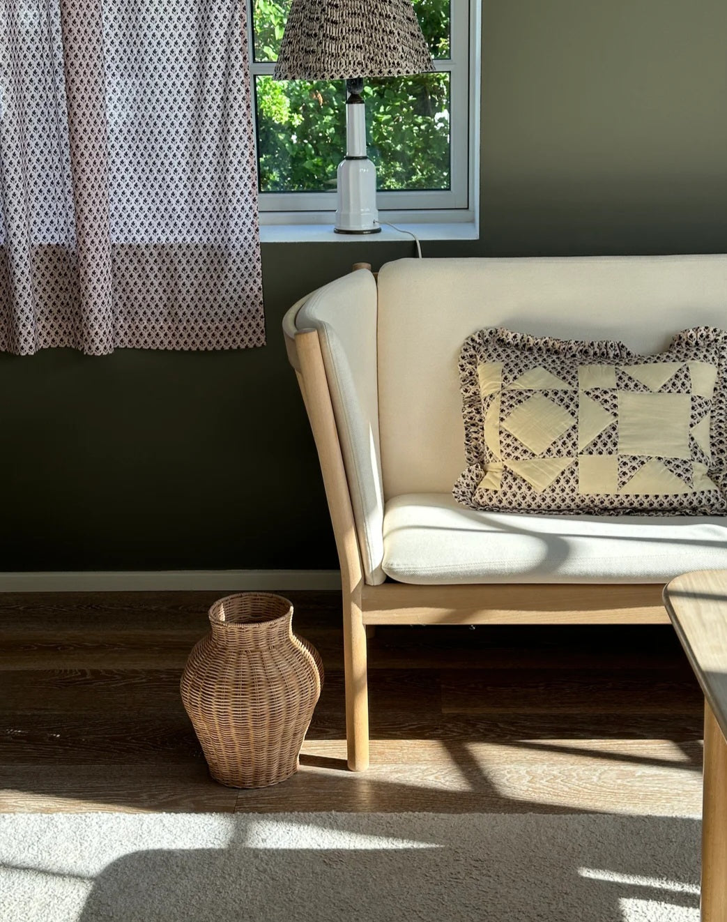 Jou Quilts - JOU Rattan Vase 27 cm.