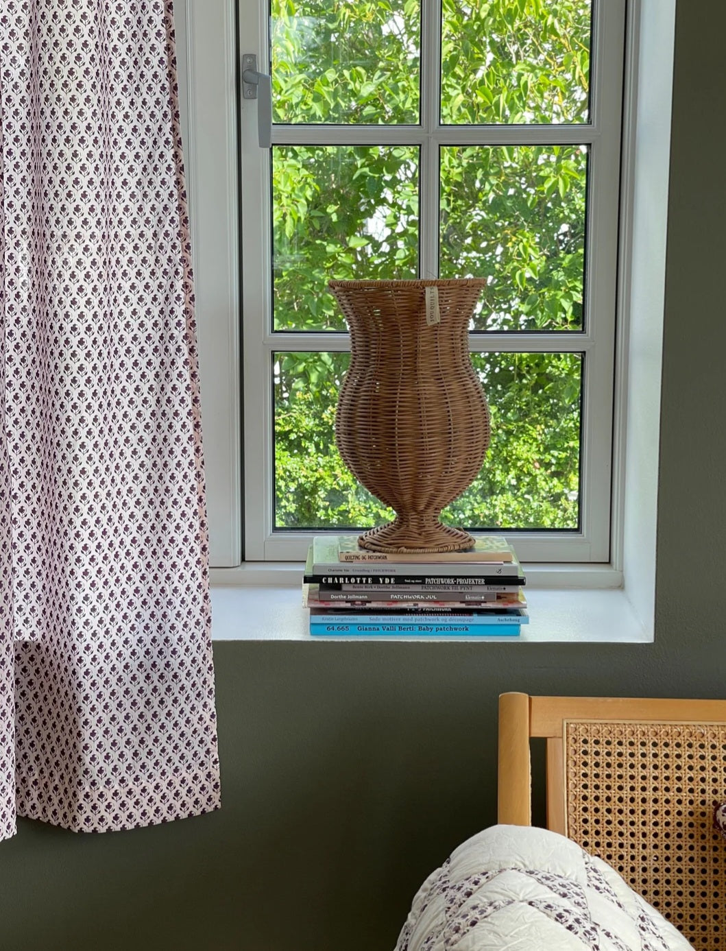 Jou Quilts - JOU Rattan Flower Vase