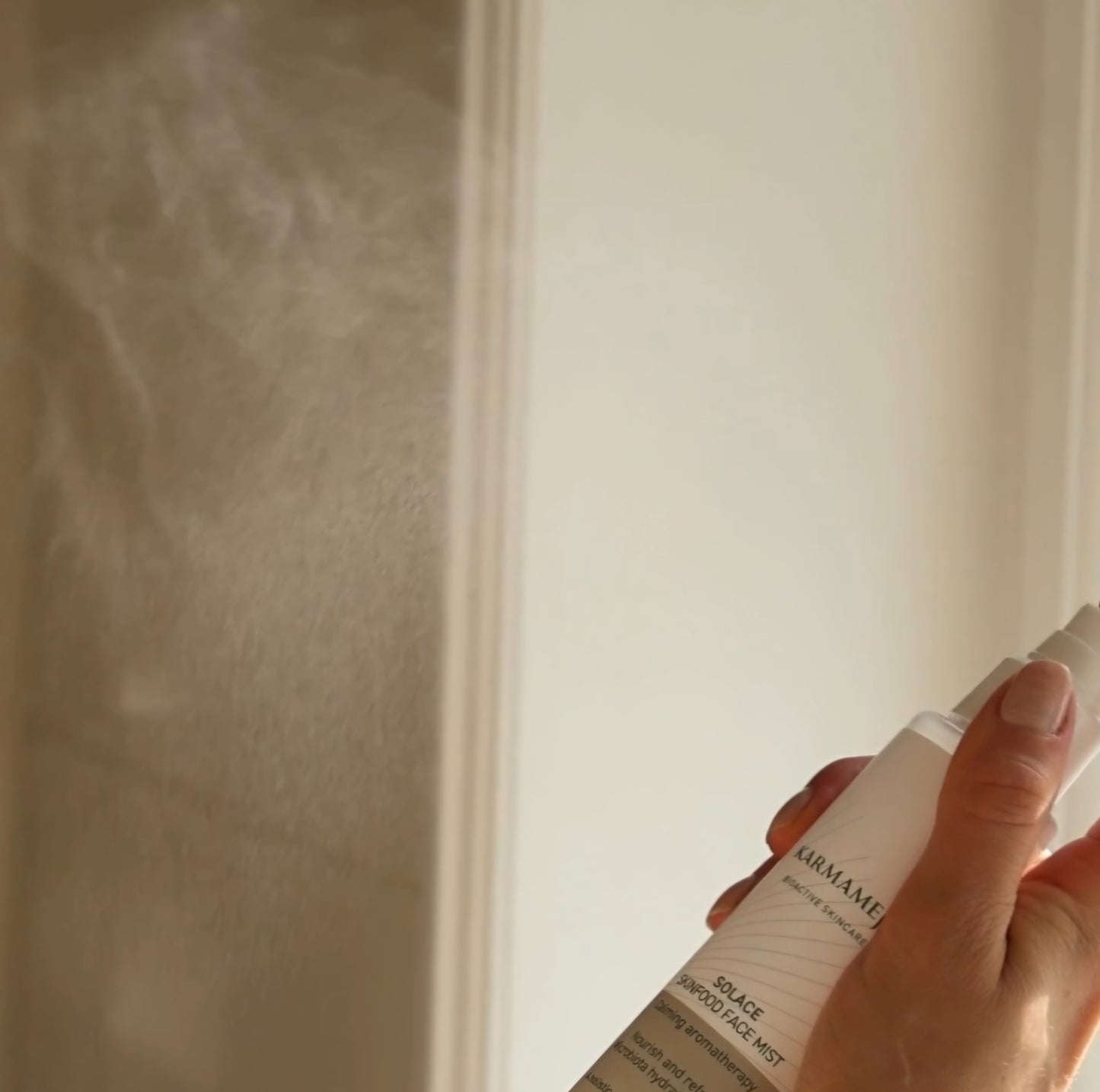 Karmameju - SOLACE skinfood face mist, Alle hudtyper, 100 ml.