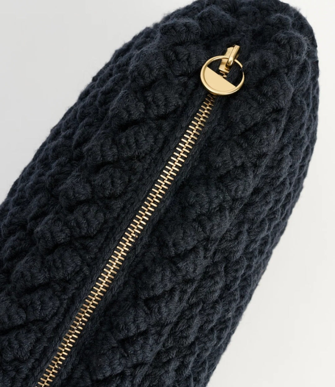 aiayu - Linn Clutch, Black Navy