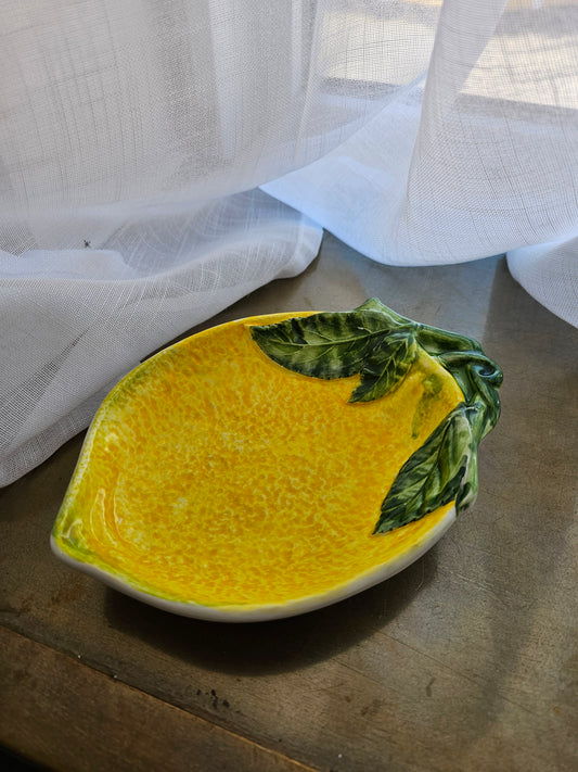 Caja Company - Citron Skål, Italiensk fajance, Fås i 2 størrelser - 18x13 cm. & 26x20 cm.