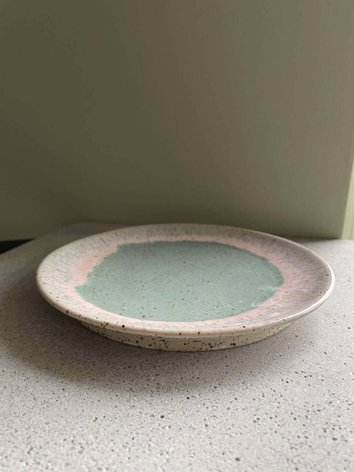 Studio Arhoj - Moon Plate, Pink Pistachio P5