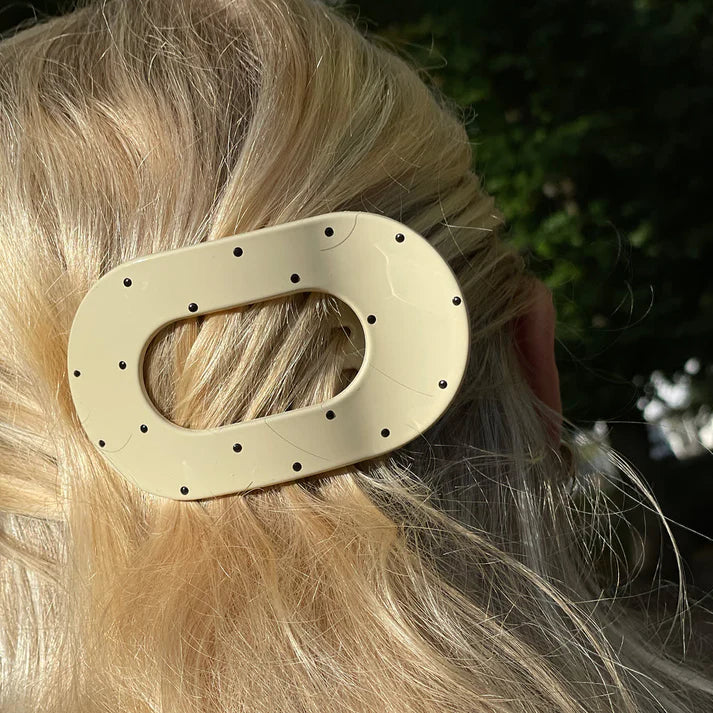 ByStær - Eva Hårklemme Mellem Creme/Sort Prikker