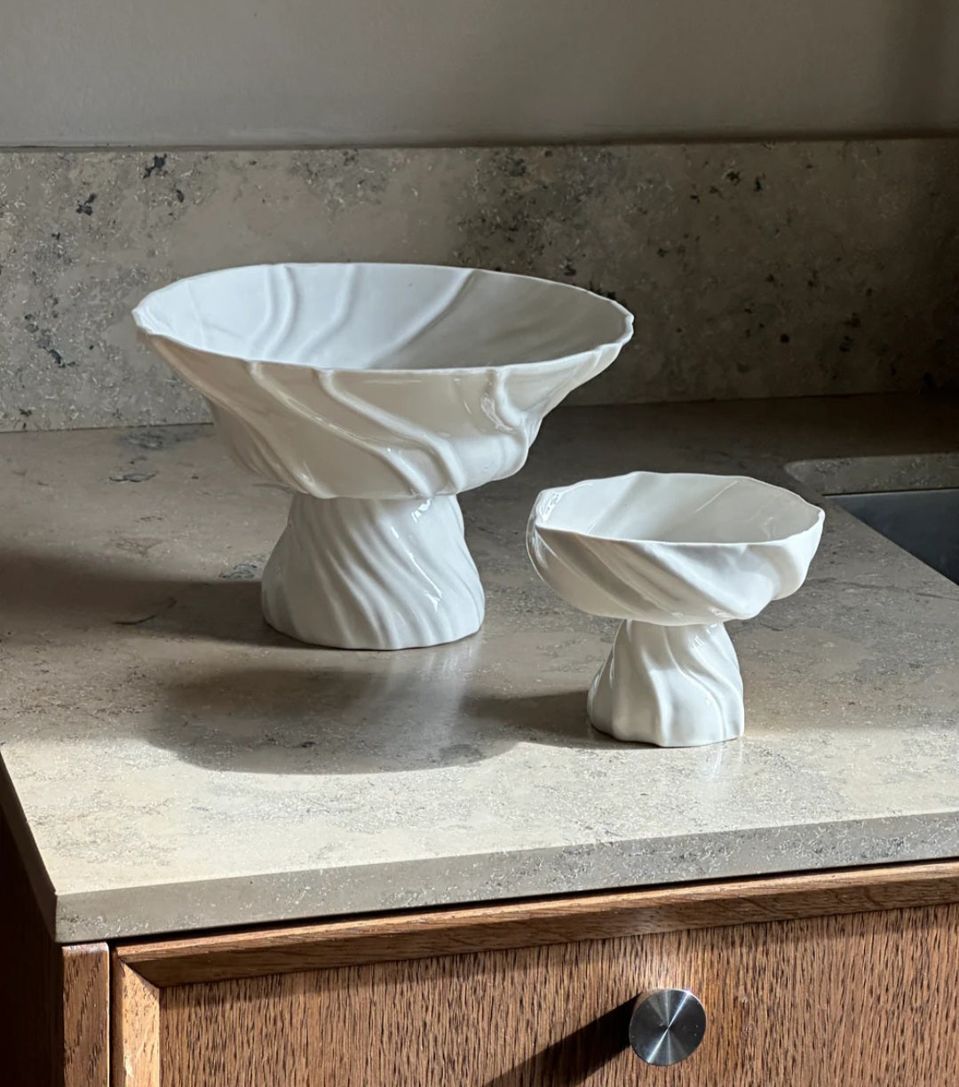 Atelier Marée - Piedestalskål, D11xH9 cm., Hvid