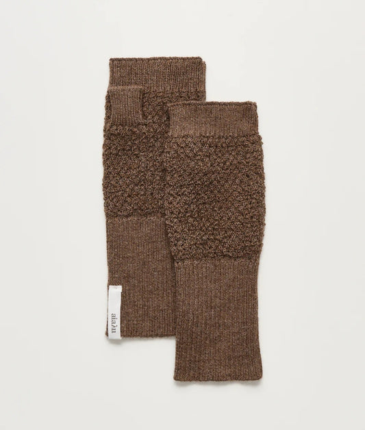 aiayu - Sandy Mittens, Pure Llama, Brownie