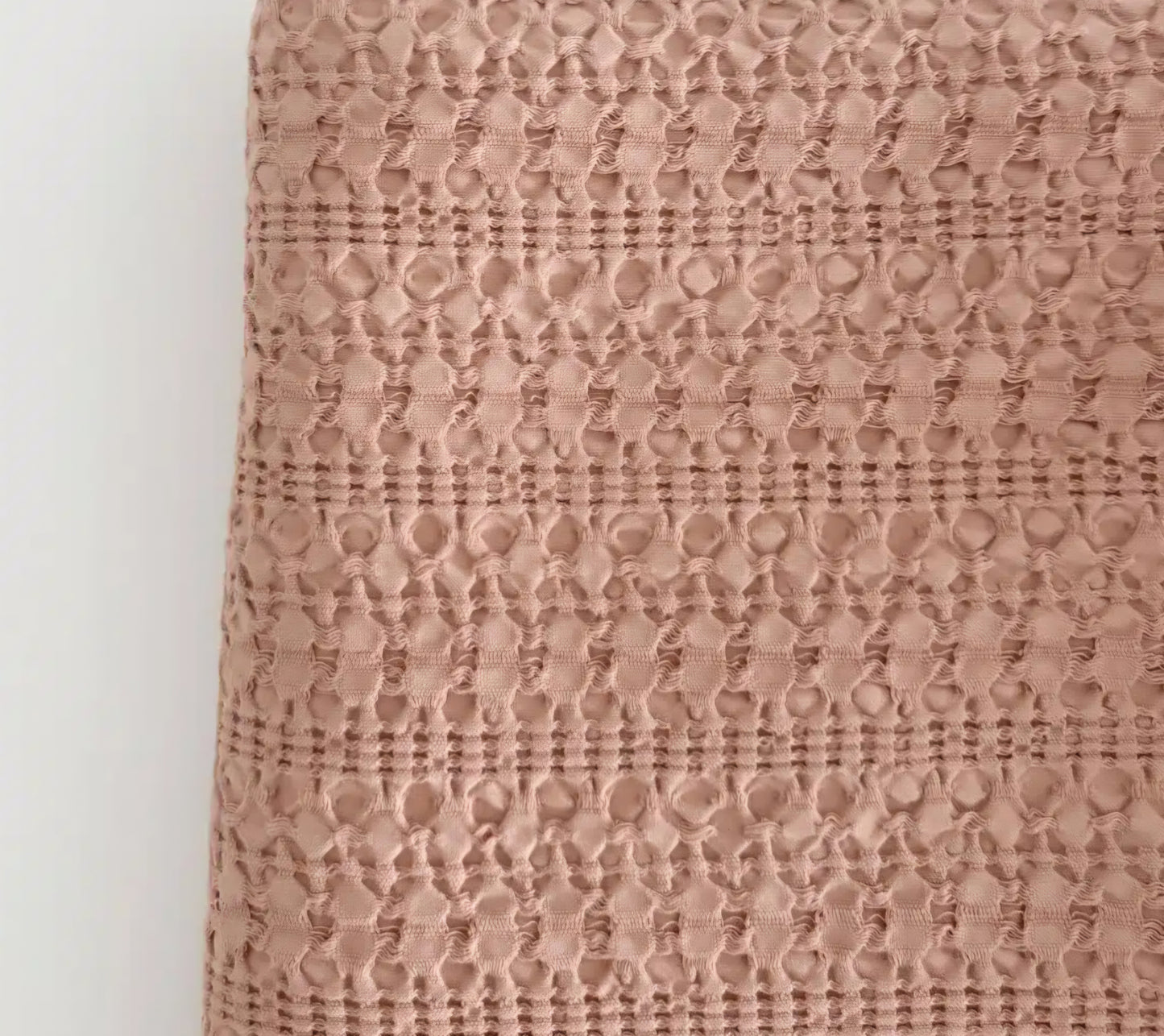 Manipura Living - Plaid, Crochet Brun Pudder, 130x180 cm.