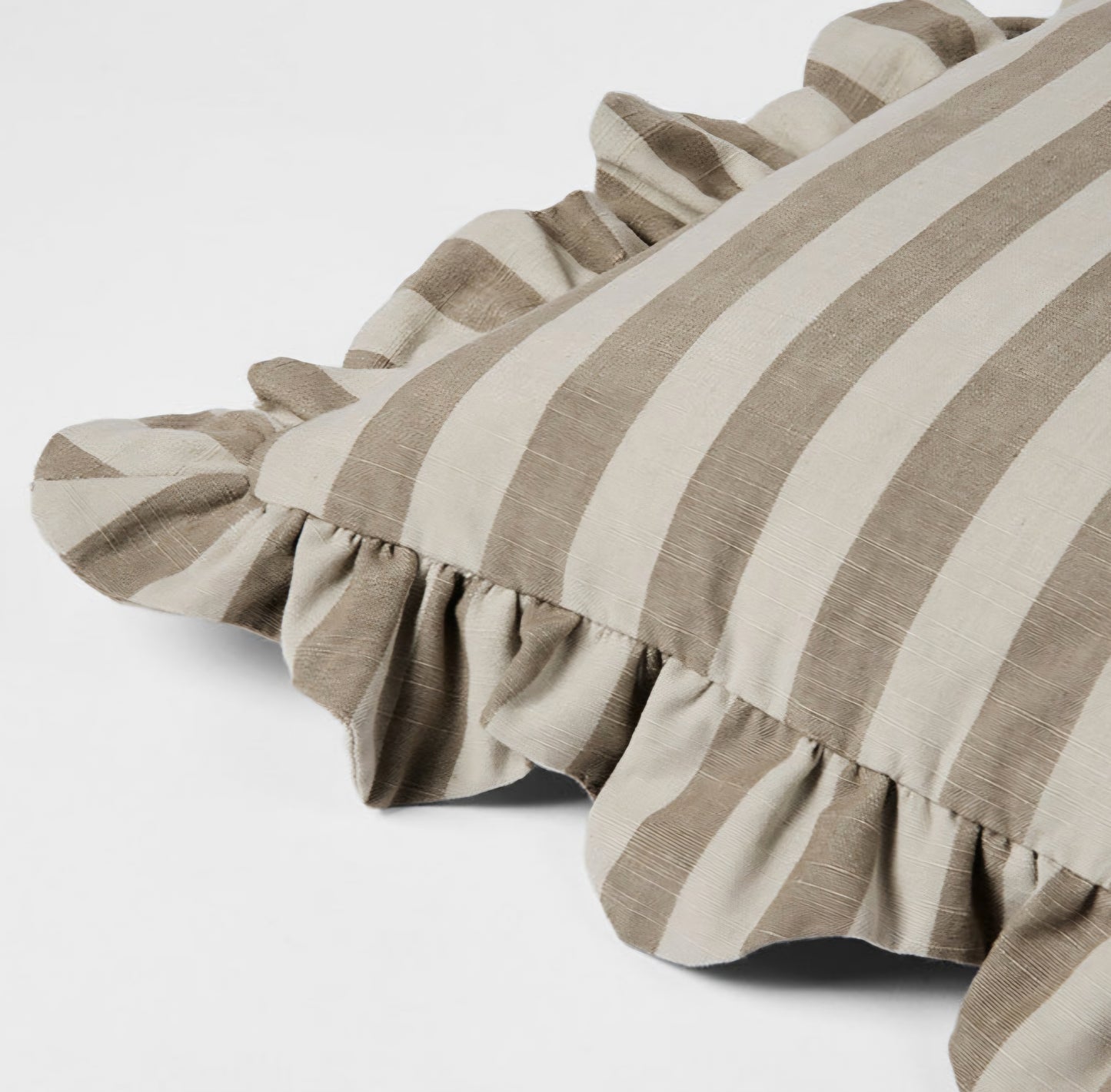 Broste Copenhagen - Ina Pudebetræk inkl. monteringspude, B50xL50 cm., Brown Kelp/Castle Beige