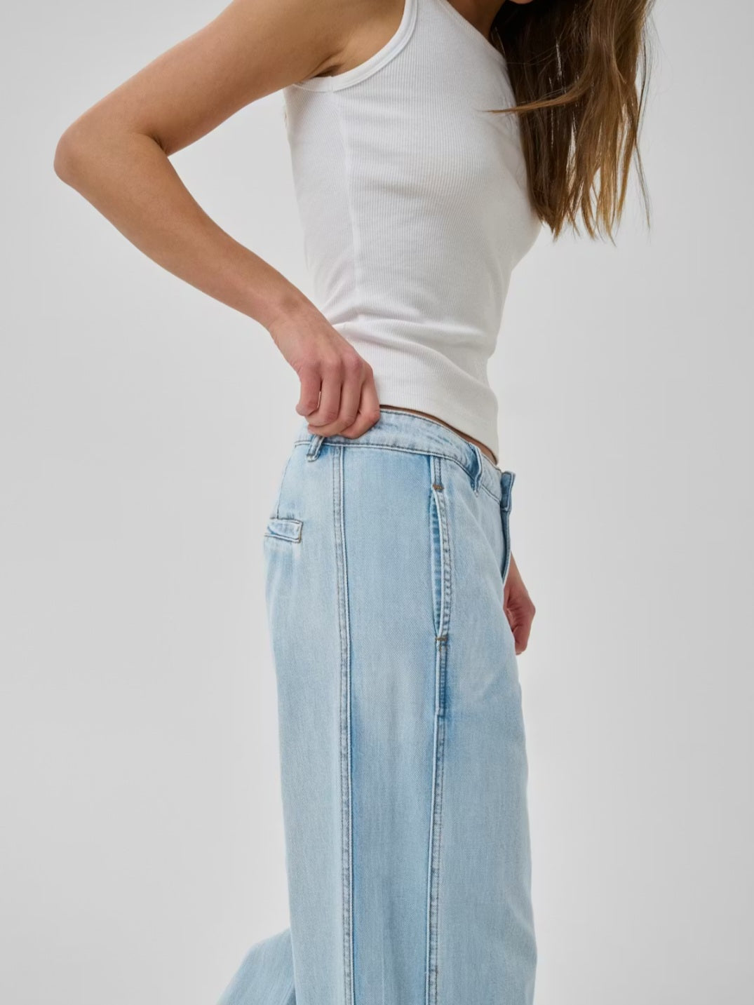 My Essential Wardrobe - Hilma MW Jeans, Light Blue Wash