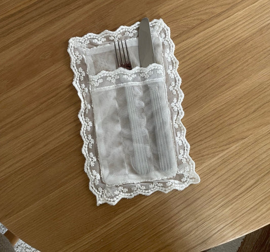 Jou Quilts - Cutlery Bag, Lace, Hvid, 25x15 cm.