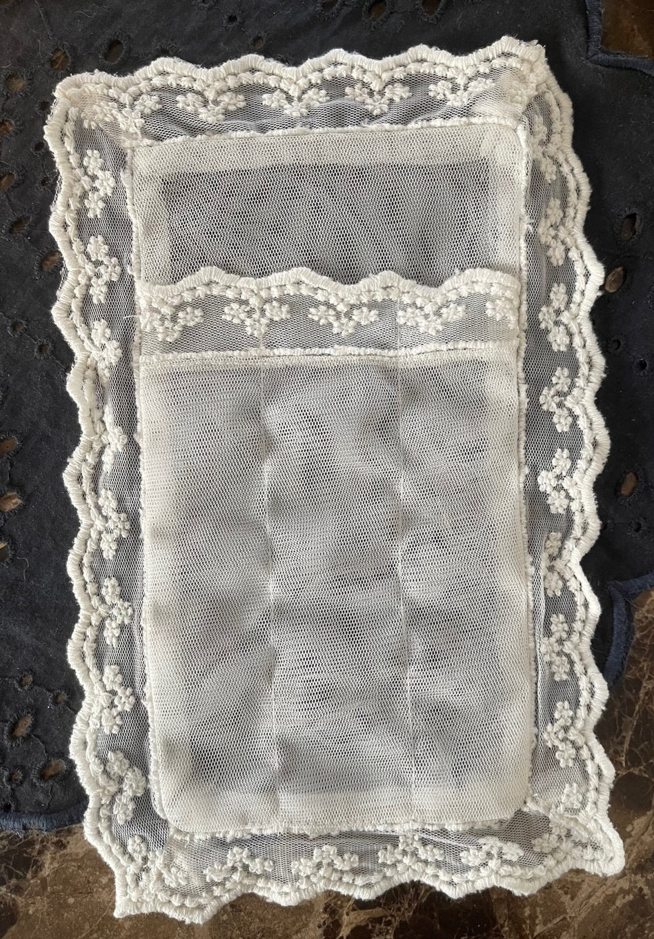 Jou Quilts - Cutlery Bag, Lace, Hvid, 25x15 cm.