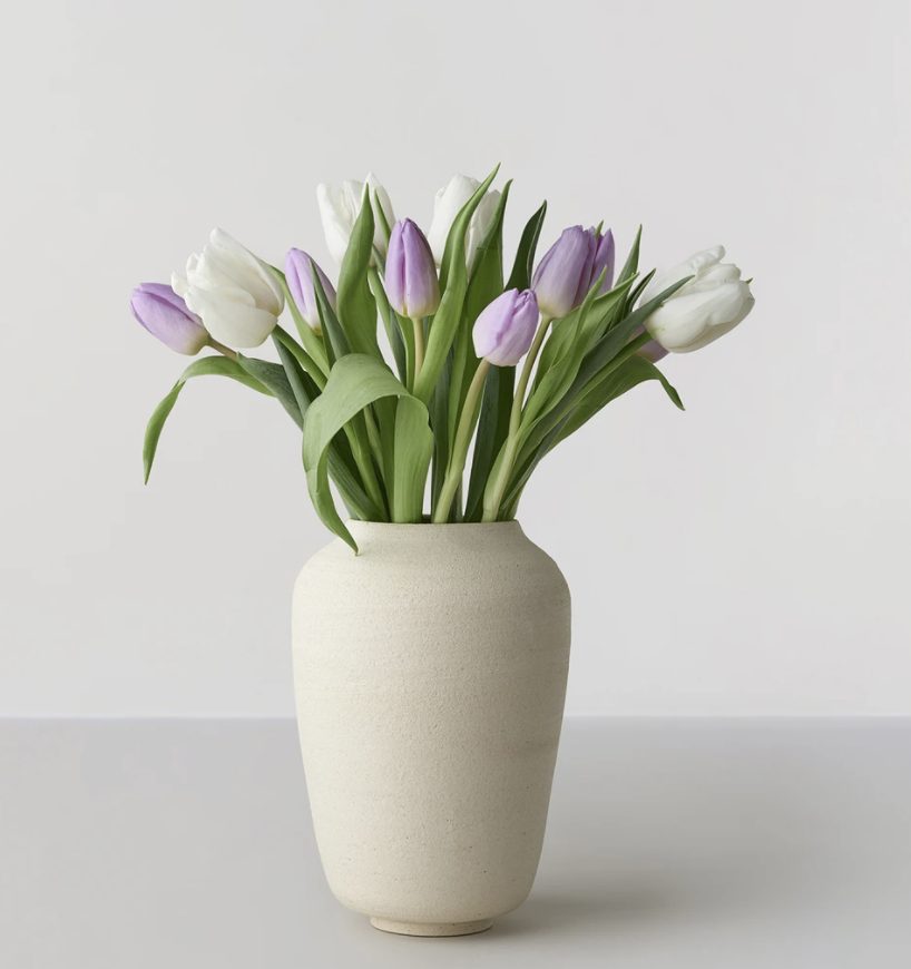 Ro Collection – Hand Turned Vase Classic no. 59, Vanilla