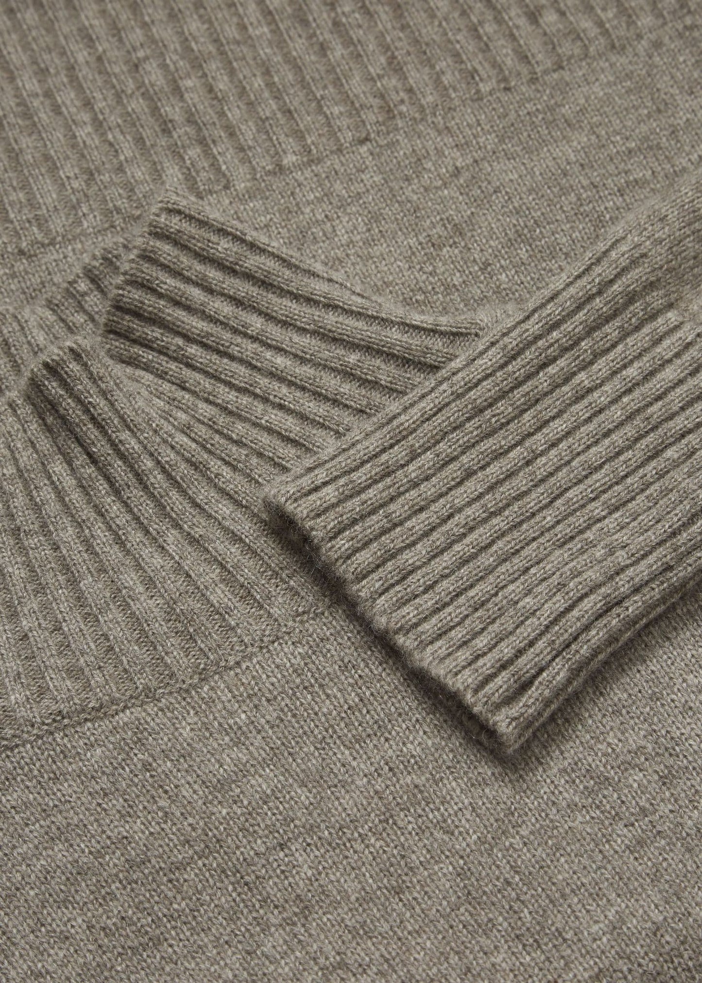 Aiayu - Freya Sweater, Pure Soil