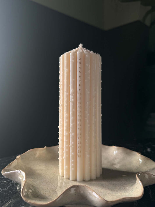 Studio M Candles - Kalenderlys, Let it snow, Ø7xH20 cm.