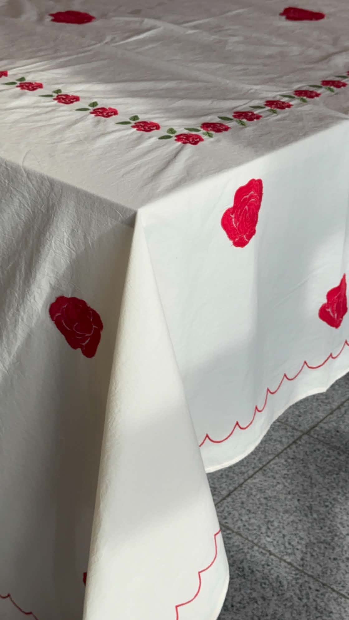 Sissel Edelbo - Rose Tablecloth, Rose, W170xL310 cm.